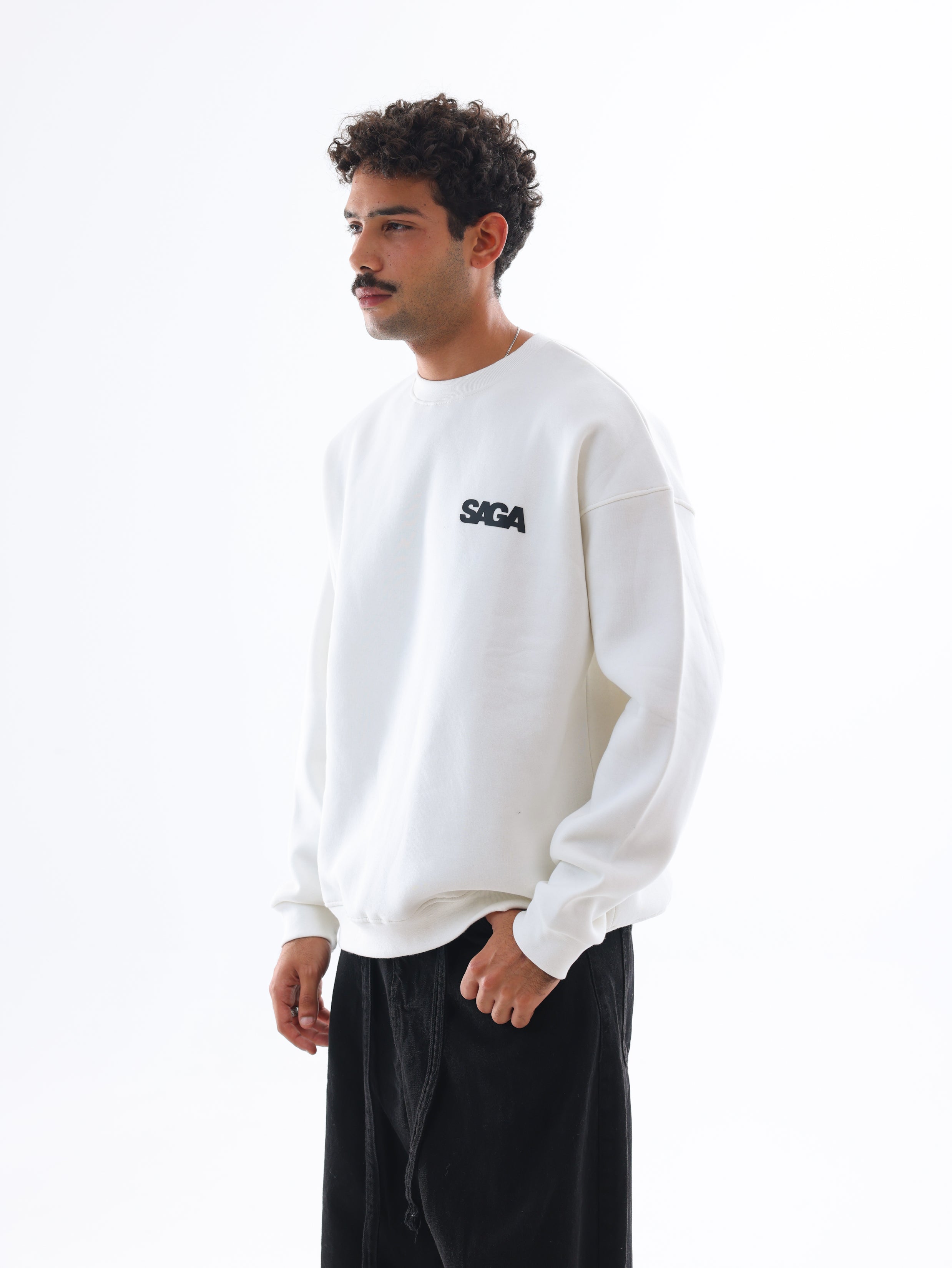 Saga Basic Sweatshirt