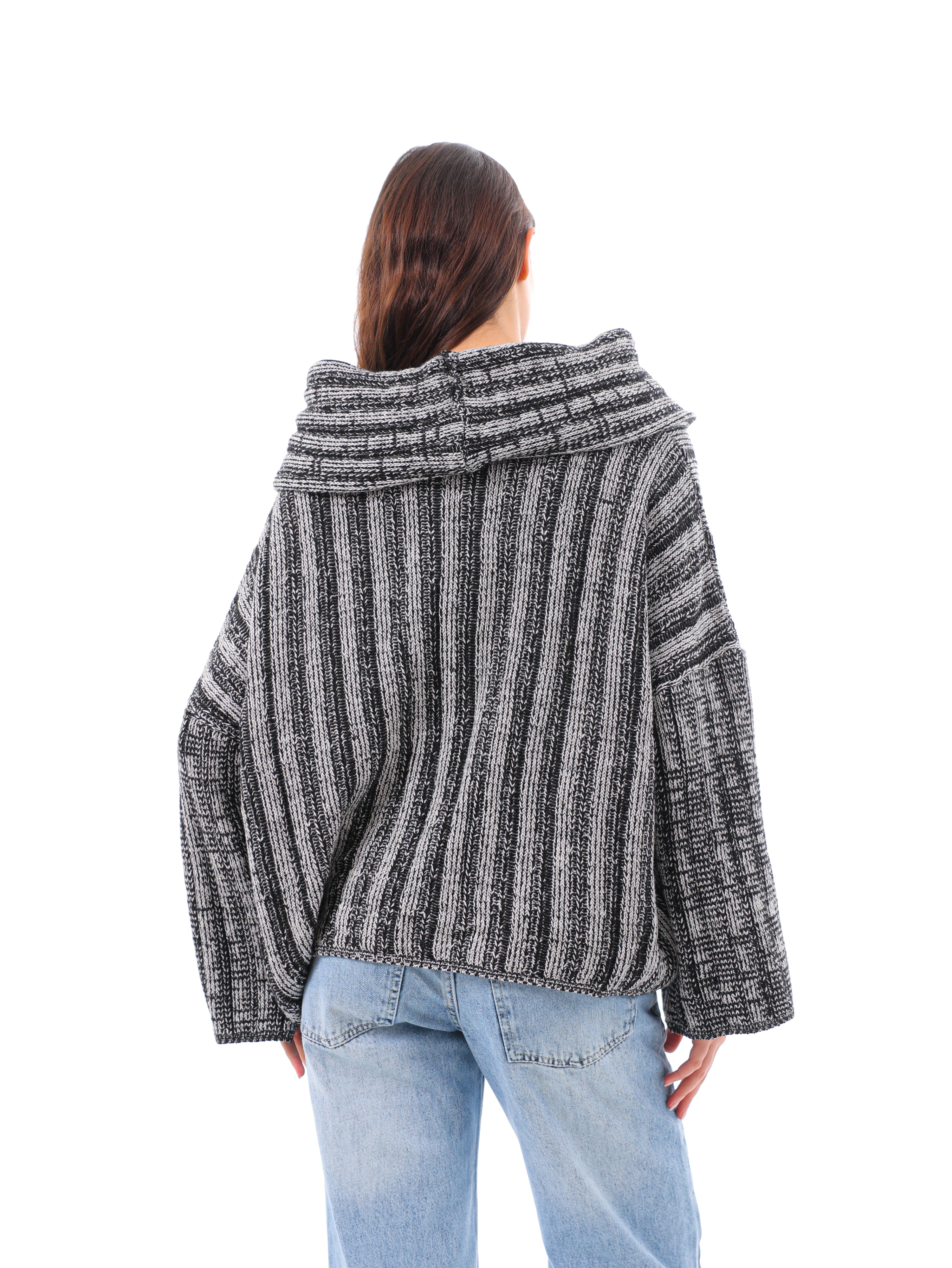 Off Shoulder Pullover