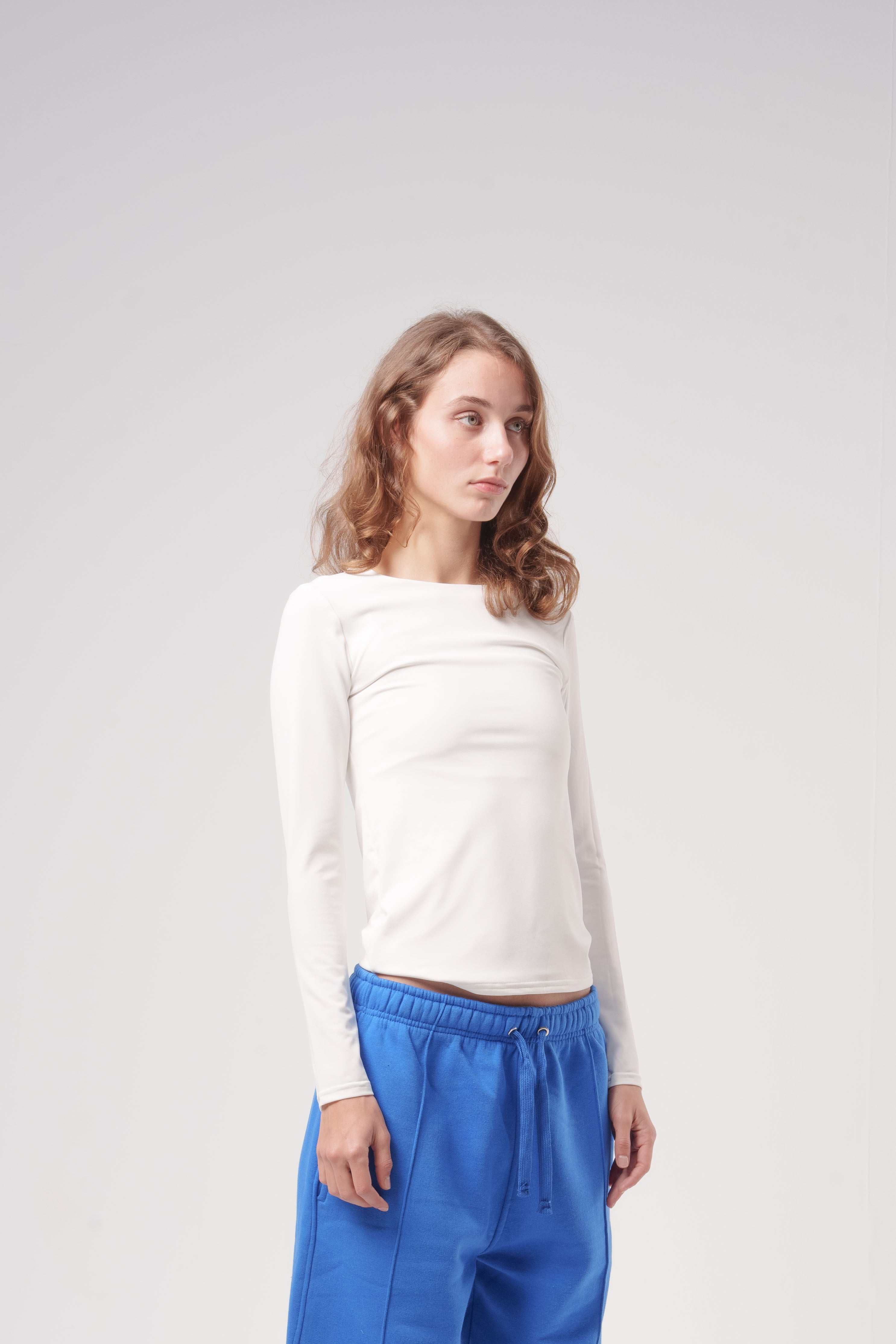 Long-Sleeve Round Top