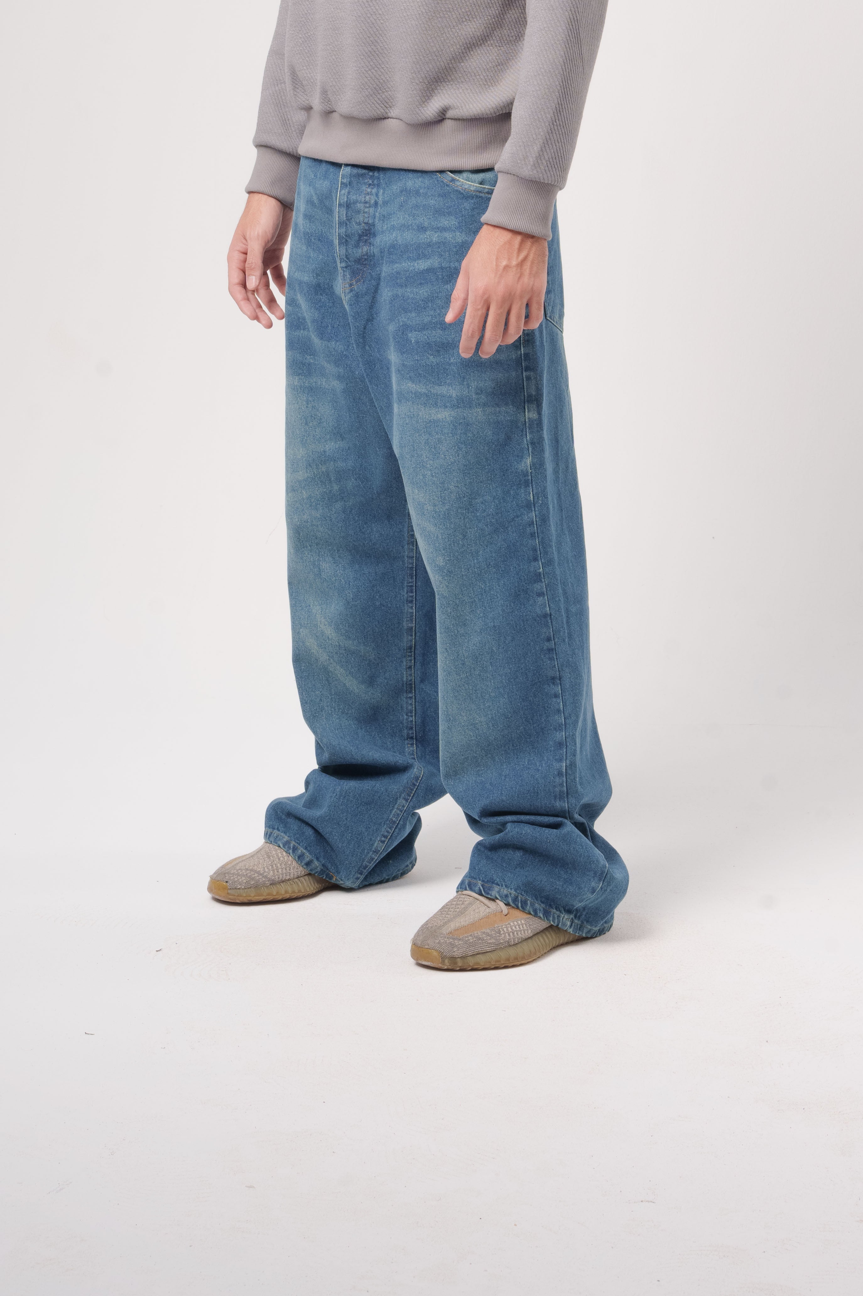 Baggy Washed Denim